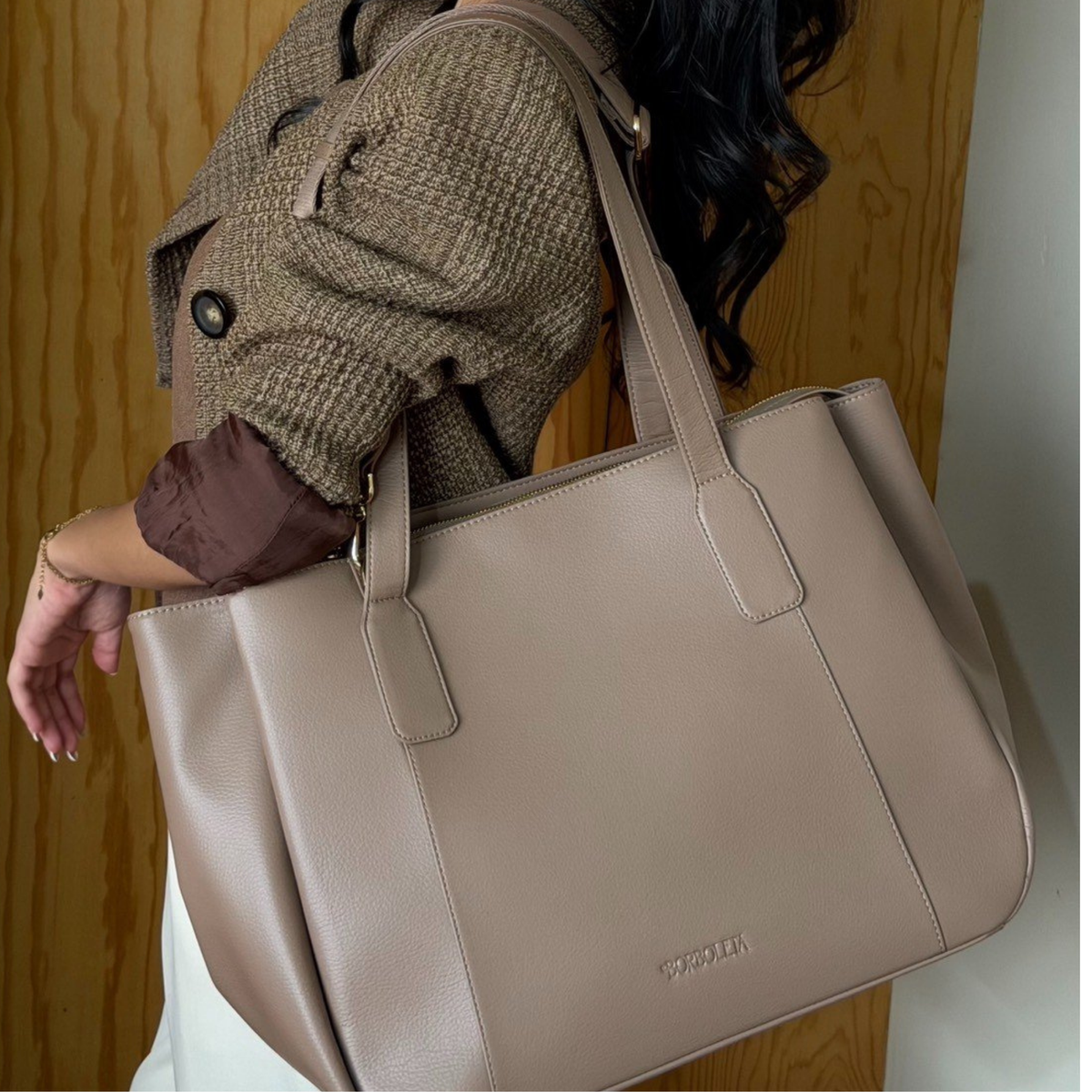 #color_taupe