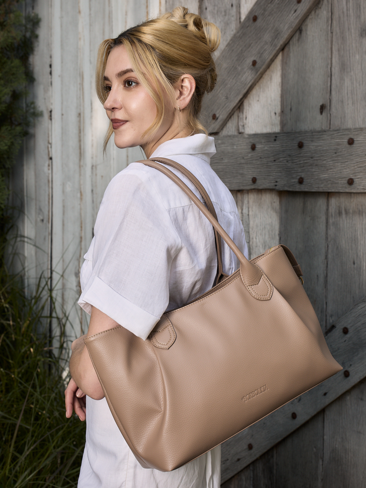 Zoe Shoulder Bag